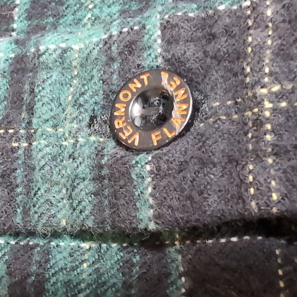 The Vermont Flannel Co. Black/Green Plaid Flannel Button Up USA Made Size XS - Picture 5 of 10